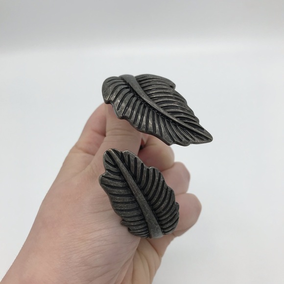 Vintage Feather Cuff Bracelet Statement Silver Pewter Toned - Picture 9 of 9